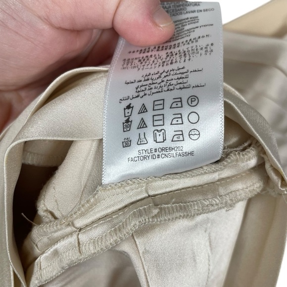 NWOT BCBG MaxAzria Satin Banded Mitzi Dress in Rose Whisper Ivory Size 10 - Picture 8 of 10